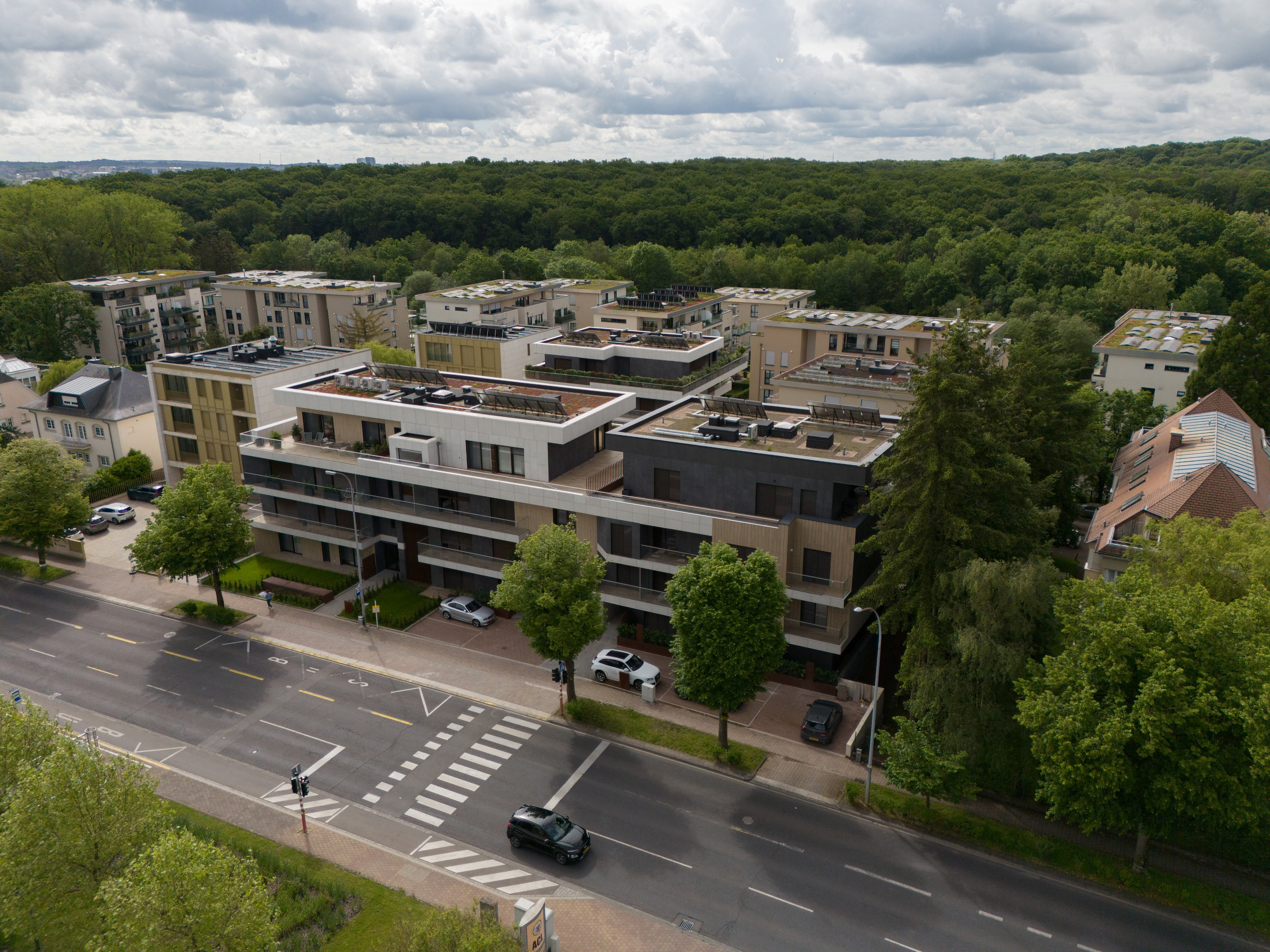 Default - REFA Real Estate